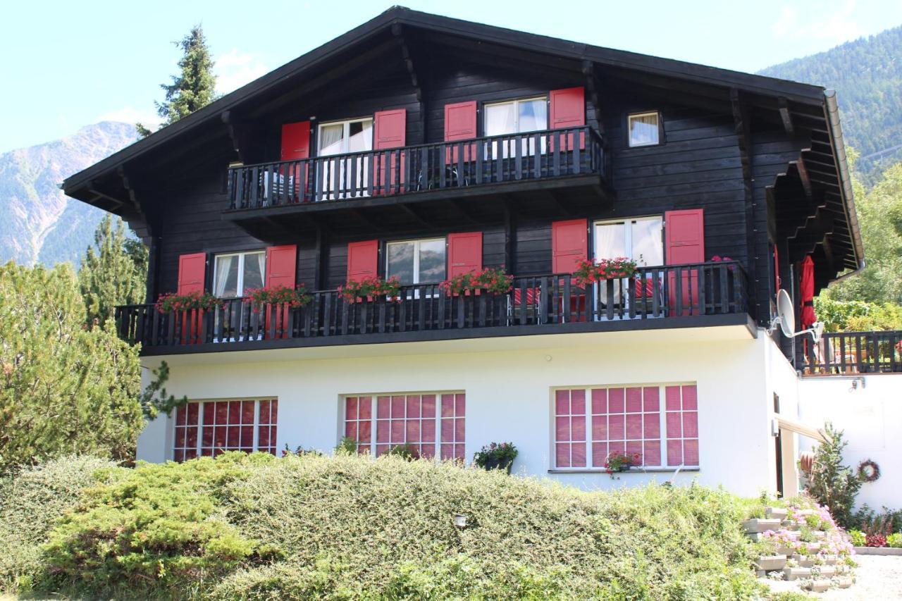 Ried-Brig Chalet Esher Surrey מראה חיצוני תמונה
