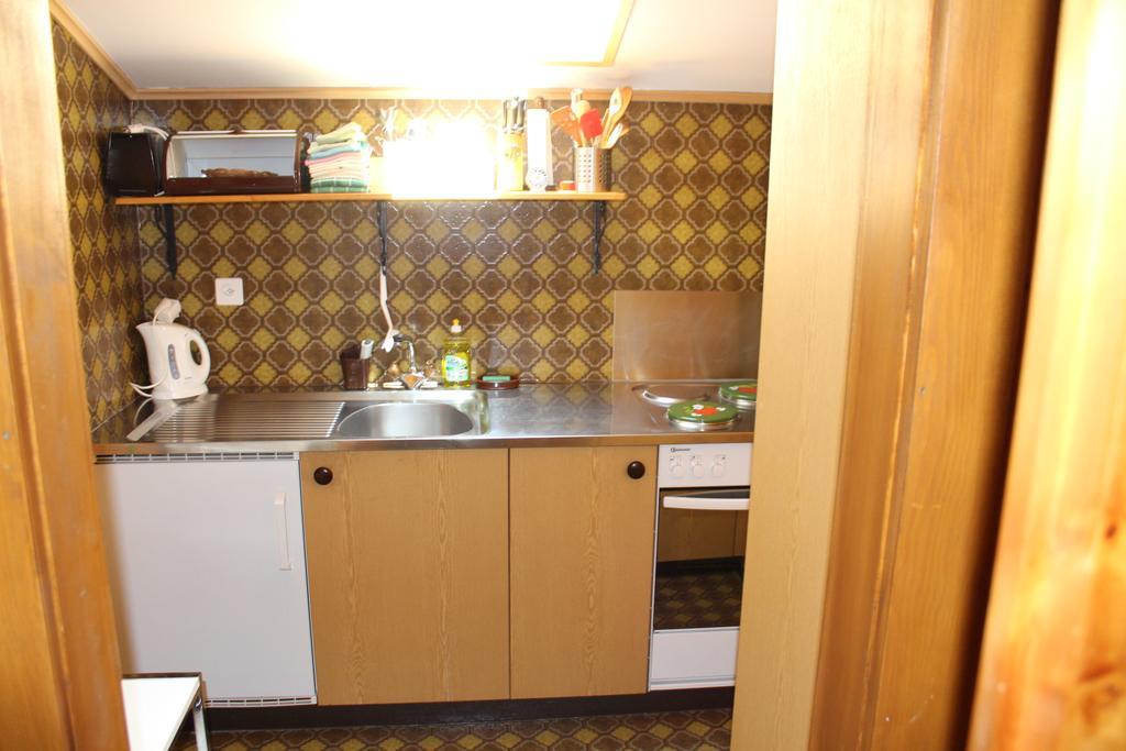 Ried-Brig Chalet Esher Surrey מראה חיצוני תמונה