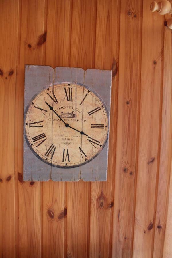 Ried-Brig Chalet Esher Surrey מראה חיצוני תמונה